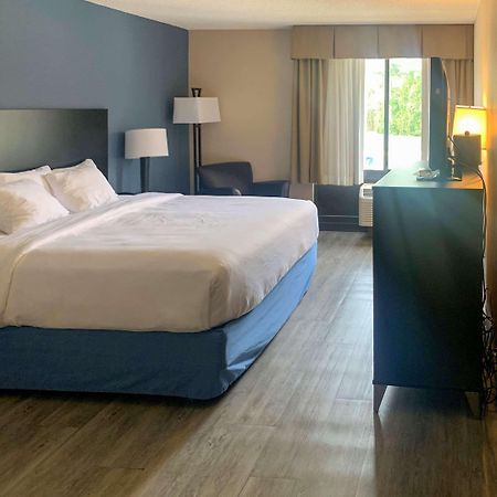 Days Inn By Wyndham Horsham Philadelphia Exteriör bild
