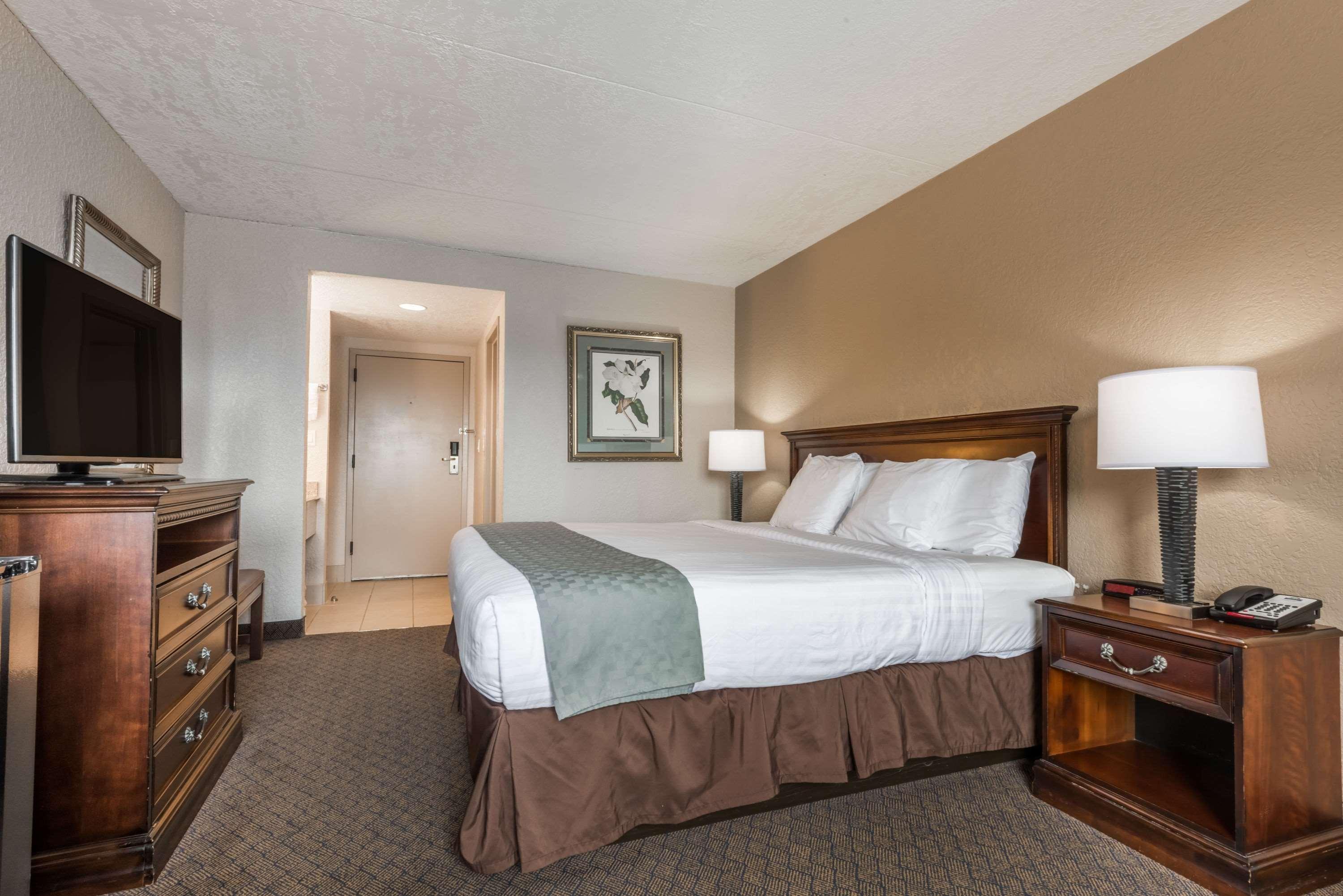 Days Inn By Wyndham Horsham Philadelphia Exteriör bild