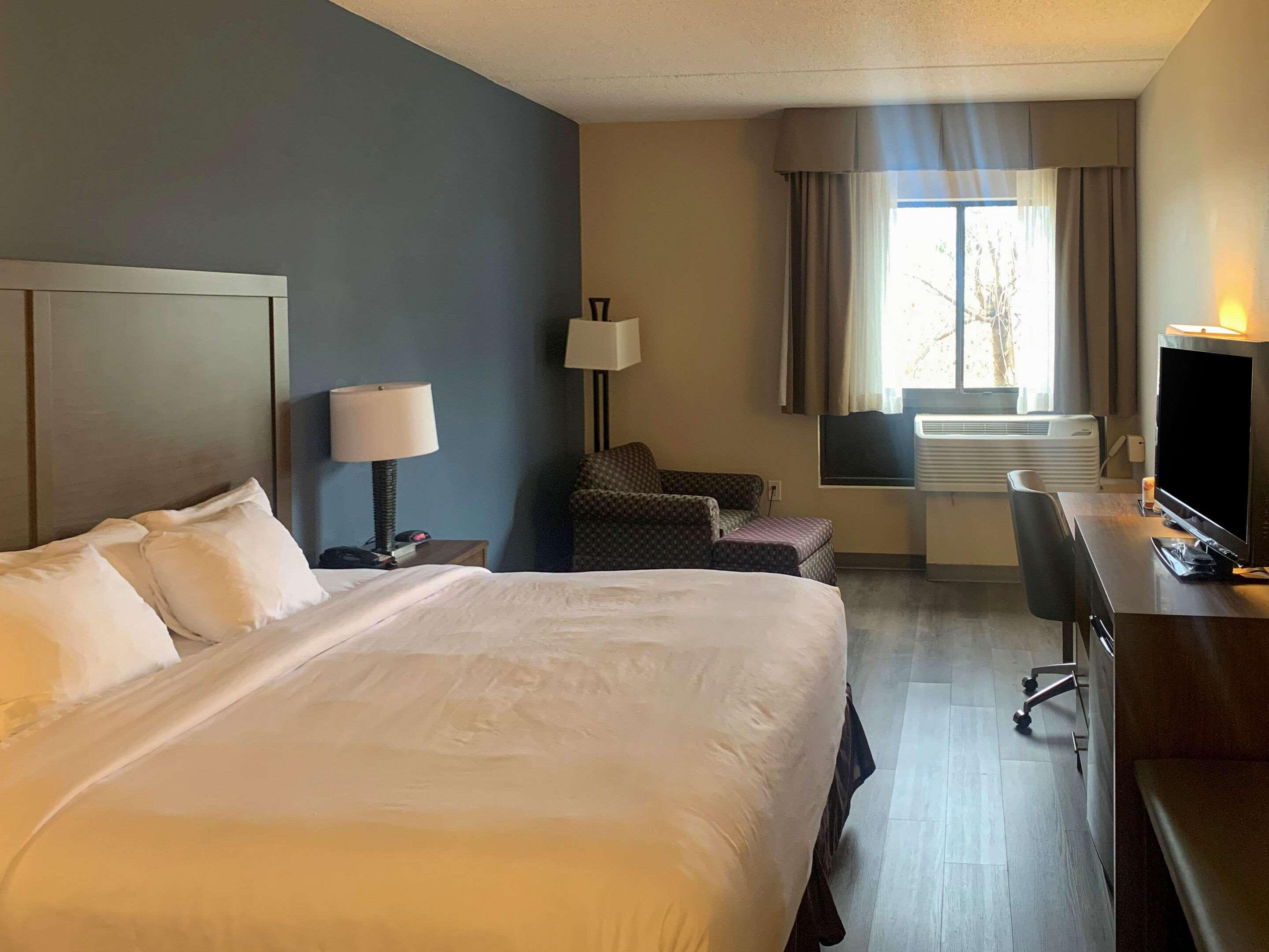 Days Inn By Wyndham Horsham Philadelphia Exteriör bild
