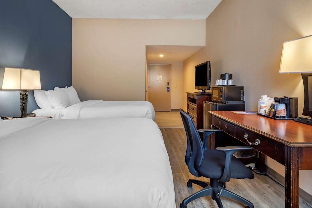 Days Inn By Wyndham Horsham Philadelphia Exteriör bild